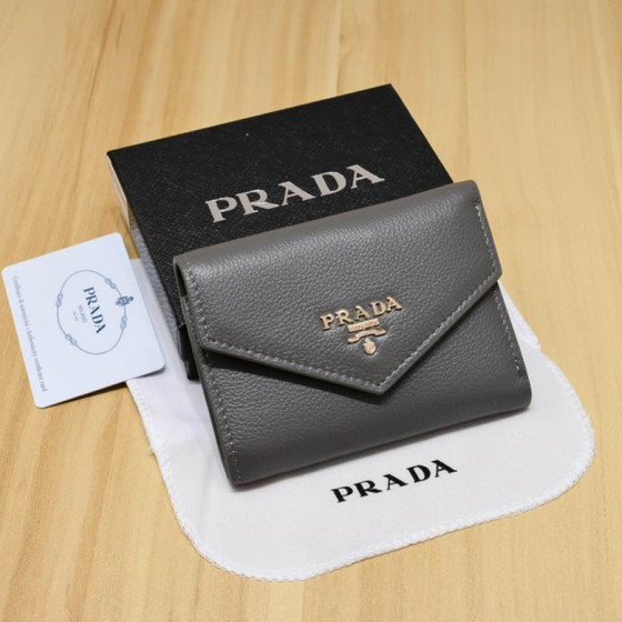 Prada 8853 ZC 8色